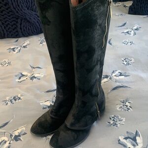 Donald J. Pliner Black Vintage Devi3 Suede Knee-High Boots